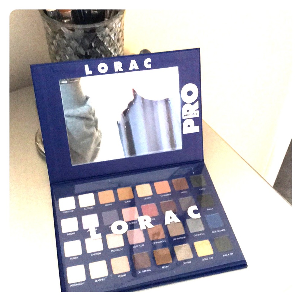 Lorac Pro Mega 2 eye shadow pallet